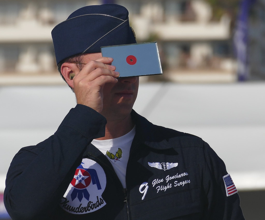 Free picture: employee, surveys, land Tracking ROI in Insurance Marketing Campaigns